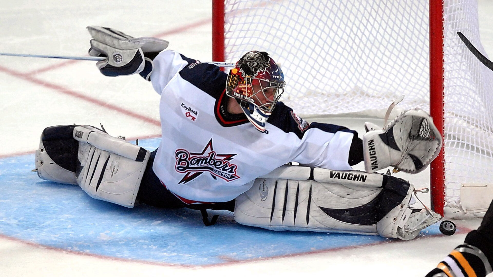 范弗利特爆发,独行侠全面压制开拓者,一场战术与意志的胜利