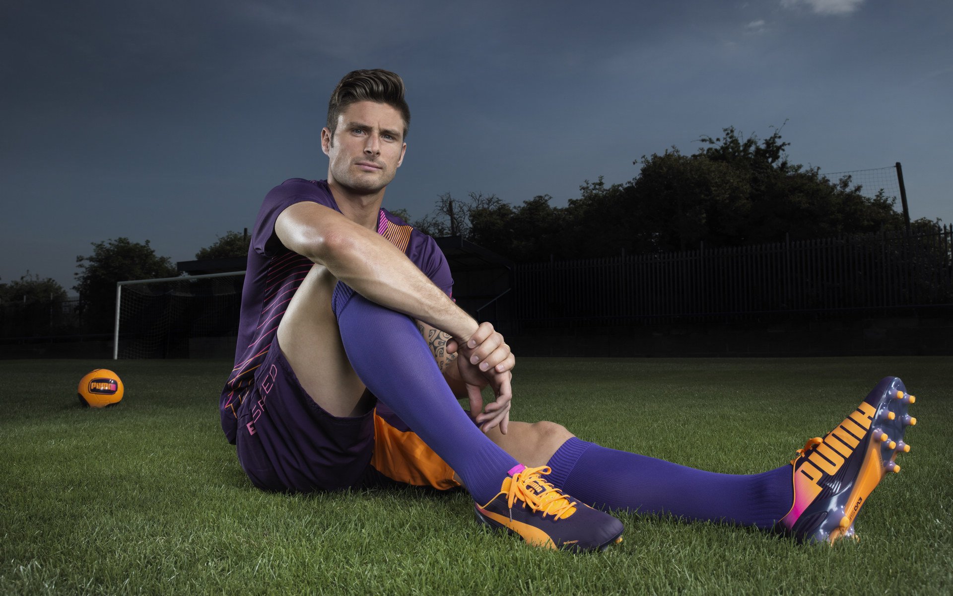 DB电竞官网平台-赛道上的两极，法拉利碾压索伯，佩雷兹刷新纪录书写历史