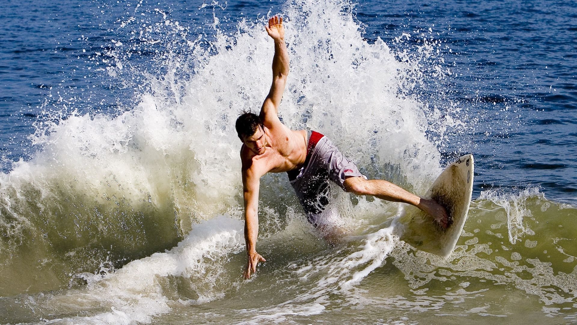 DB官网-张继科扛起全队，奥地利队横扫葡萄牙队背后的唯一性启示